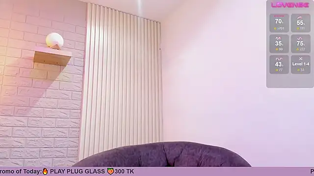 Snapshot of _AlejaCruz_ chatting on January 2025 05:23:02 AM AlejaCruz online show from January 2025 05:23:02 AM