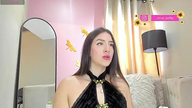 Snapshot of _AlejaCruz_ chatting on February 2025 05:30:01 PM AlejaCruz online show from February 2025 05:30:01 PM