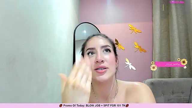 Snapshot of _AlejaCruz_ chatting on March 2025 01:42:02 AM AlejaCruz online show from March 2025 01:42:02 AM