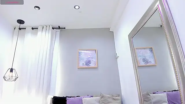  AlejaCruz  online show from November 2025 07:23:01 PM