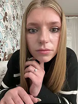 Snapshot of adel_secret chatting on April 2026 07:29:01 PM adel secret online show from April 2026 07:29:01 PM