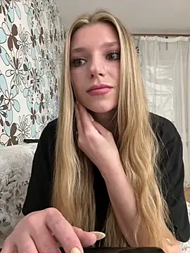 Snapshot of adel_secret chatting on April 2026 08:00:02 PM adel secret online show from April 2026 08:00:02 PM