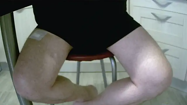 Snapshot of claudemichel chatting on October 2025 08:55:02 AM claudemichel online show from October 2025 08:55:02 AM