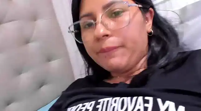 Latin Rachell3 online show from January 2025 01:05:02 AM