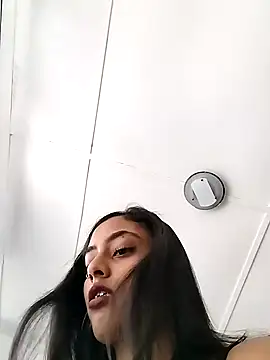 Snapshot of cleopatra-phaedra chatting on February 2025 09:05:02 AM cleopatra-phaedra online show from February 2025 09:05:02 AM