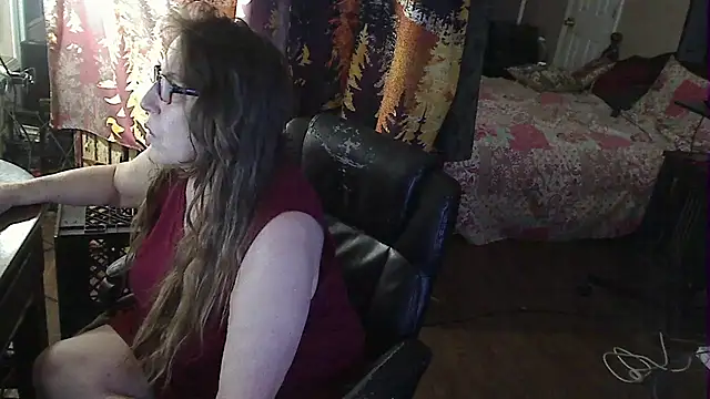 Ireallysquirt online show from November 2025 10:52:02 PM