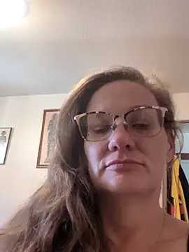 Snapshot of ChileVerde12 chatting on April 2026 09:32:02 PM ChileVerde12 online show from April 2026 09:32:02 PM
