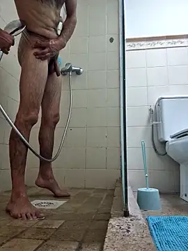 Snapshot of robertilevis chatting on September 2025 03:46:02 PM robertilevis online show from September 2025 03:46:02 PM