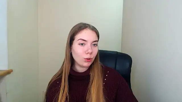 Snapshot of zoey_deuttch chatting on December 2024 09:39:02 AM zoey deuttch online show from December 2024 09:39:02 AM