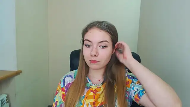 Snapshot of zoey_deuttch chatting on January 2025 03:00:02 AM zoey deuttch online show from January 2025 03:00:02 AM