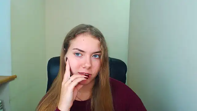 Snapshot of zoey_deuttch chatting on October 2025 11:43:01 AM zoey deuttch online show from October 2025 11:43:01 AM