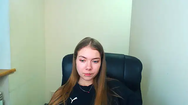 Snapshot of zoey_deuttch chatting on April 2026 12:50:02 PM zoey deuttch online show from April 2026 12:50:02 PM