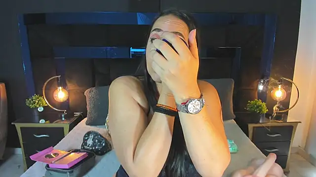 MayraVegas online show from February 2025 01:06:01 PM