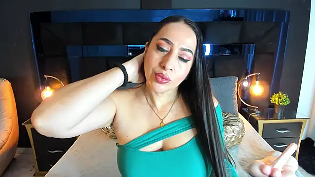 MayraVegas online show from March 2025 01:50:02 PM