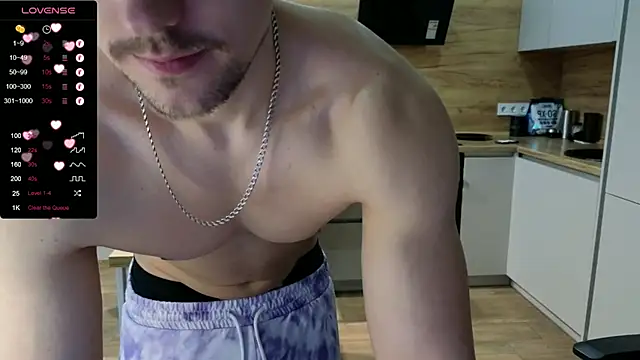 Snapshot of Larstar01 chatting on January 2025 09:04:01 AM Larstar01 online show from January 2025 09:04:01 AM