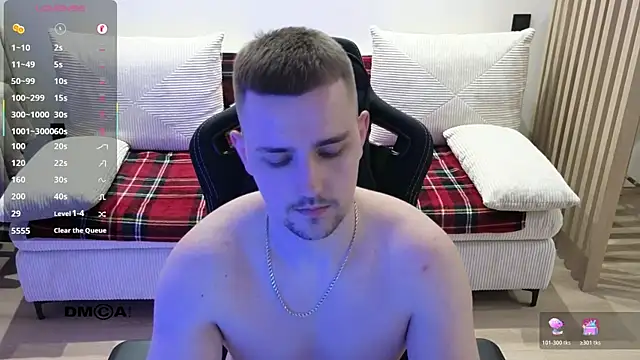 Larstar01 online show from March 2026 10:06:01 PM