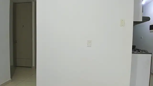 Snapshot of Emi_latingirl chatting on October 2025 09:21:02 AM Emi latingirl online show from October 2025 09:21:02 AM