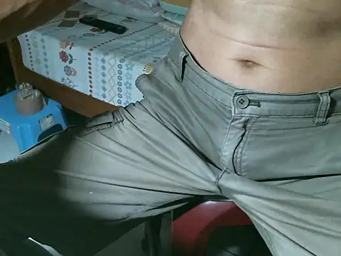 Snapshot of triangle0623 chatting on October 2025 10:21:01 AM triangle0623 online show from October 2025 10:21:01 AM