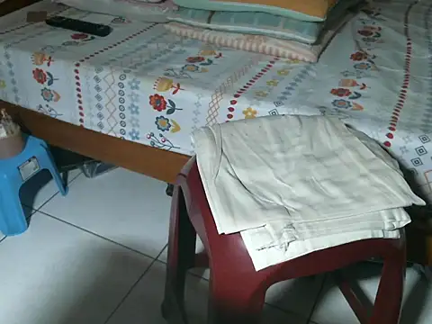 Snapshot of triangle0623 chatting on October 2025 10:24:01 AM triangle0623 online show from October 2025 10:24:01 AM