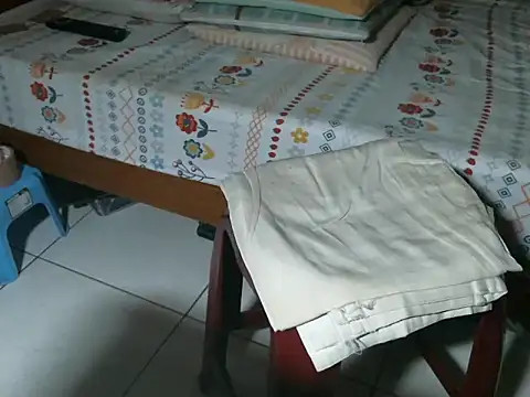 Snapshot of triangle0623 chatting on October 2025 10:15:02 AM triangle0623 online show from October 2025 10:15:02 AM