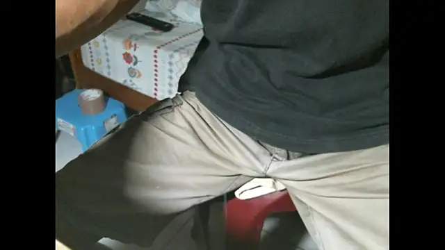 triangle0623 online show from June 2026 12:59:01 PM