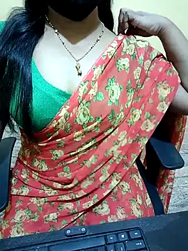 Snapshot of Nithya_05 chatting on September 2025 05:40:02 AM Nithya 05 online show from September 2025 05:40:02 AM