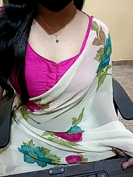 Snapshot of Nithya_05 chatting on September 2025 05:46:02 PM Nithya 05 online show from September 2025 05:46:02 PM