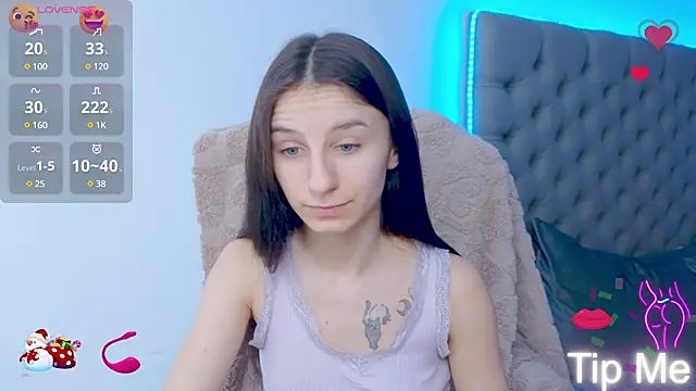 Snapshot of _Nika_Kik chatting on January 2025 01:35:01 PM Nika Kik online show from January 2025 01:35:01 PM