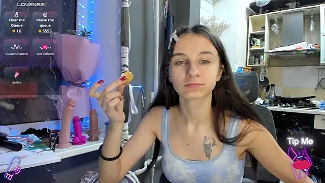  Nika Kik online show from November 2025 03:58:01 PM