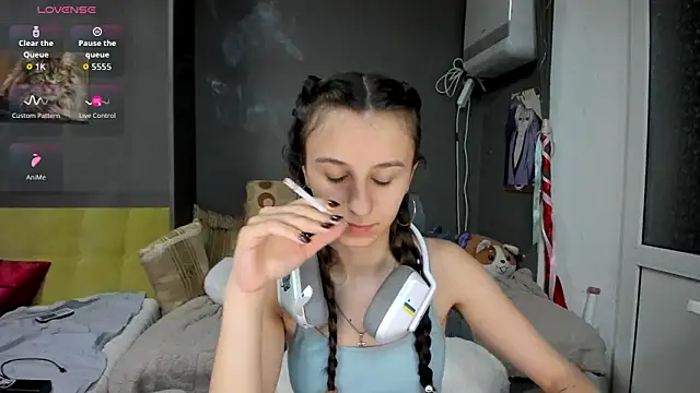 Snapshot of _Nika_Kik chatting on March 2026 12:36:01 AM Nika Kik online show from March 2026 12:36:01 AM