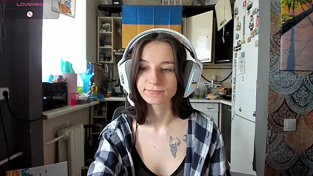  Nika Kik online show from April 2026 12:14:02 PM