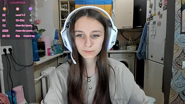  Nika Kik online show from May 2026 06:37:01 PM