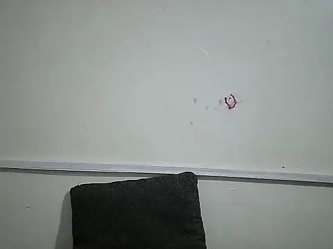 Snapshot of blackdollshe chatting on December 2025 02:21:01 PM blackdollshe online show from December 2025 02:21:01 PM