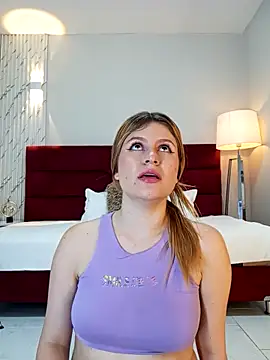 Snapshot of Emmaa_Blonde chatting on September 2025 10:42:02 AM Emmaa Blonde online show from September 2025 10:42:02 AM