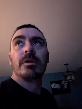 jonnyjenner online show from November 2025 02:42:02 AM