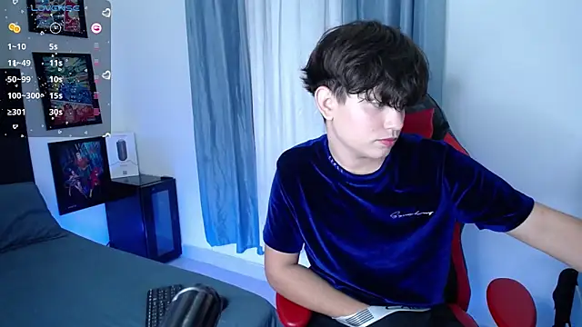 andyboy- online show from December 2024 12:01:02 AM