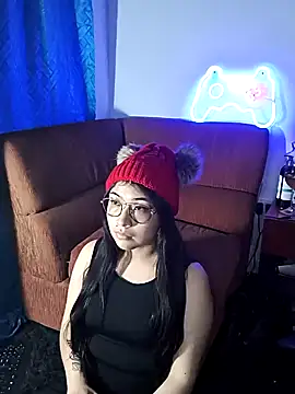 Snapshot of Caroll_Luna chatting on December 2024 12:41:01 AM Caroll Luna online show from December 2024 12:41:01 AM