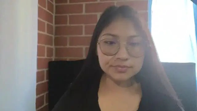 Snapshot of Caroll_Luna chatting on March 2025 08:48:02 PM Caroll Luna online show from March 2025 08:48:02 PM
