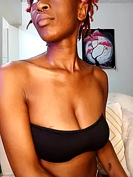 Snapshot of Ayrella02 chatting on November 2025 12:00:01 AM Ayrella02 online show from November 2025 12:00:01 AM