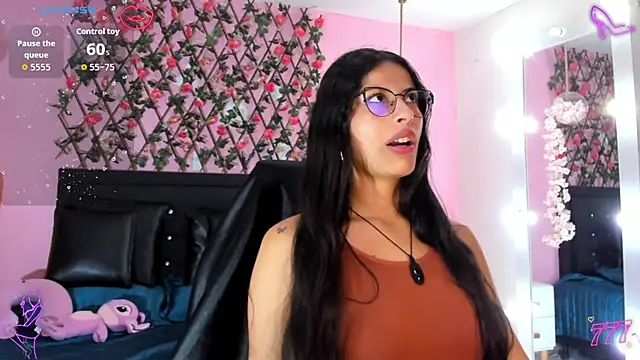 SamaraCortez online show from June 2026 10:25:02 PM