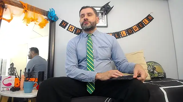 Snapshot of jonasbeards chatting on October 2025 03:13:01 PM jonasbeards online show from October 2025 03:13:01 PM