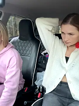 Snapshot of LavenderHot chatting on October 2025 01:39:01 AM LavenderHot online show from October 2025 01:39:01 AM