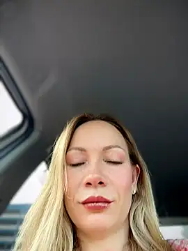 LavenderHot online show from June 2026 01:43:01 AM