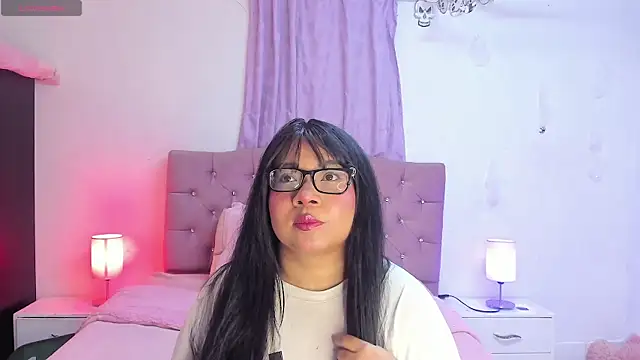 Latinabombsheell online show from October 2025 05:48:01 AM