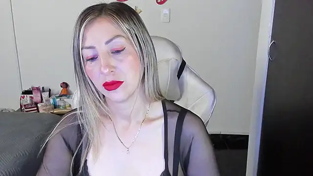 Andreina Suann online show from November 2025 10:59:02 AM