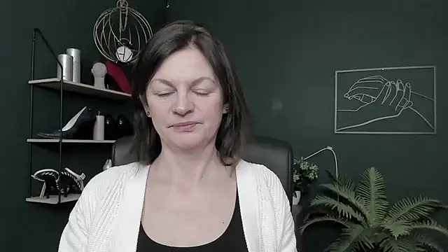 VivianWILD online show from February 2026 07:02:02 AM