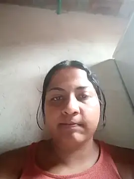 Giselabrunette25 online show from February 2026 01:42:02 PM