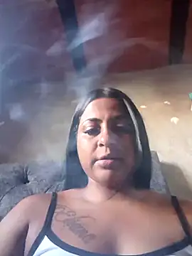 Giselabrunette25 online show from May 2026 10:05:02 PM