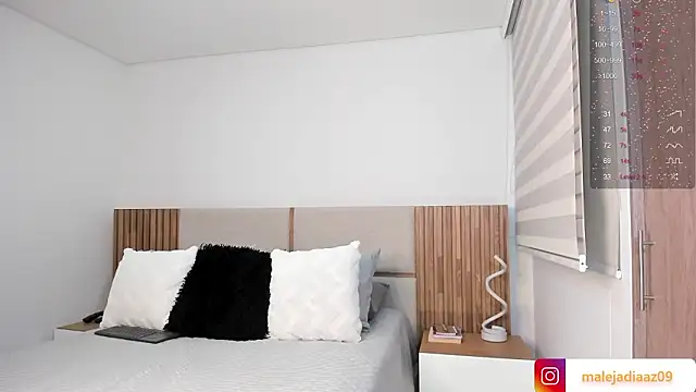 MalejaDiaz  online show from January 2026 03:50:01 PM