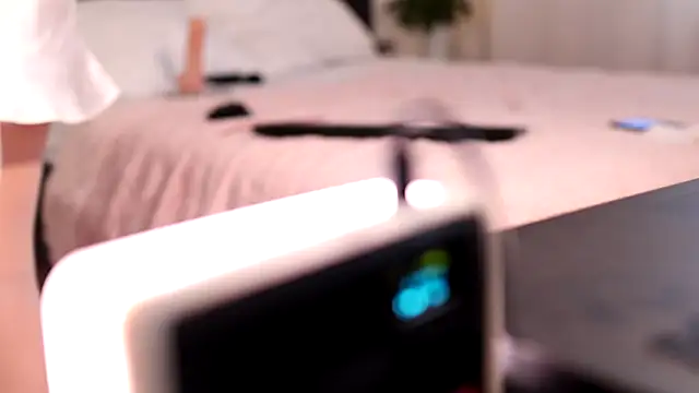 Snapshot of AnnittaStar chatting on December 2024 05:15:02 AM AnnittaStar online show from December 2024 05:15:02 AM